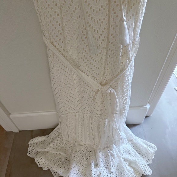 NWT Allison NYC eyelet maxi dress - Picture 4 of 6
